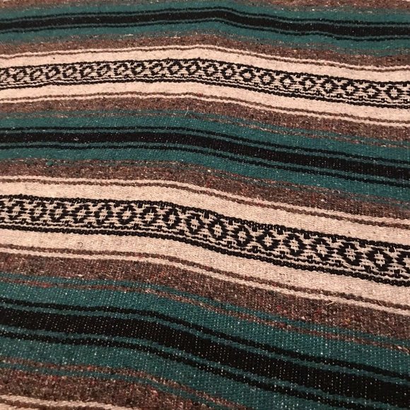 EARTH RAGZ Indian Blue Black ￼White Metallic Southwestern Throw Blanket 48”x 68” - Picture 2 of 8